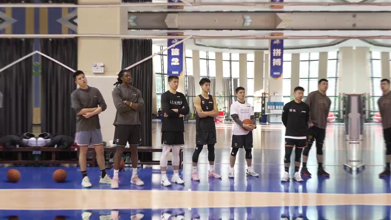 金年会新年首训！福建男篮重新集结开练！