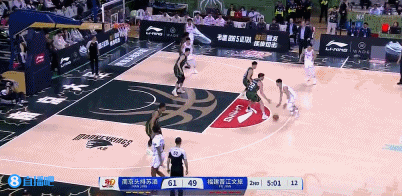 金年会体育攻防都厉害!同曦利夫大帽后背运过人单臂滑翔劈扣&再血帽邹阳!